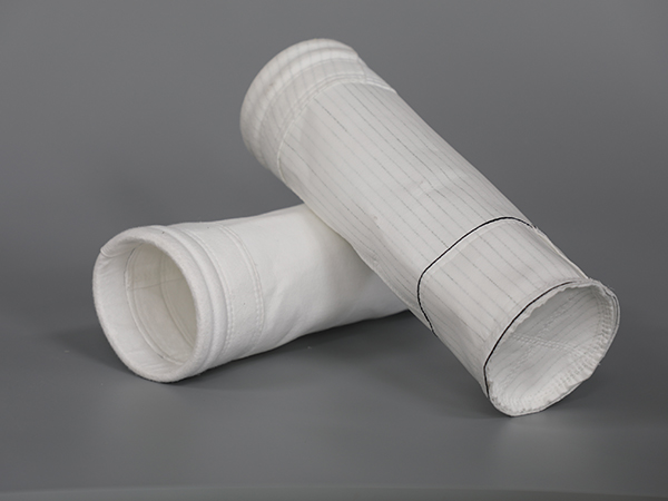 耐溫130-150度覆膜滌綸針刺氈